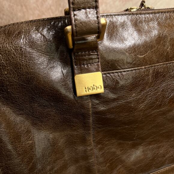Hobo the Original Brown Leather Shoulder Bag Full Zip Paisley Lining Indie Y2K - Picture 11 of 13